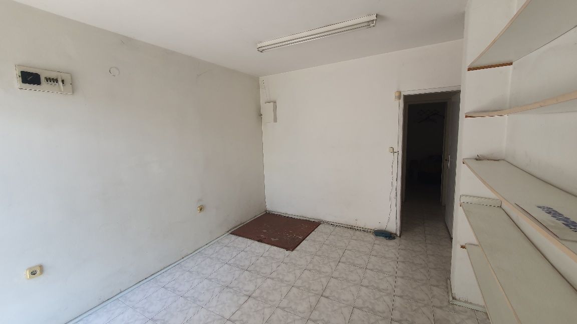 Дава се под наем Магазин в София, Гео Милев - 26 кв.м за 255 € - Снимка #4
