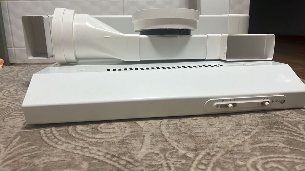 Продам вытяжку б/у