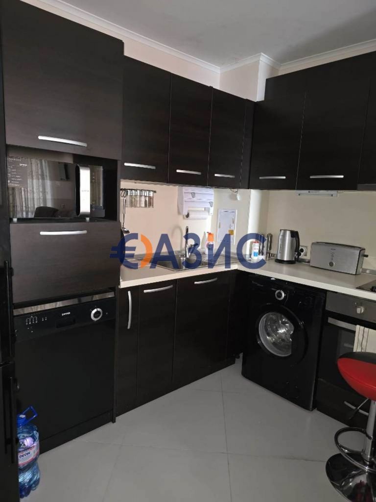 Продава се Тристаен апартамент в Несебър - 87 кв.м за 2012 €/кв.м - Снимка #7