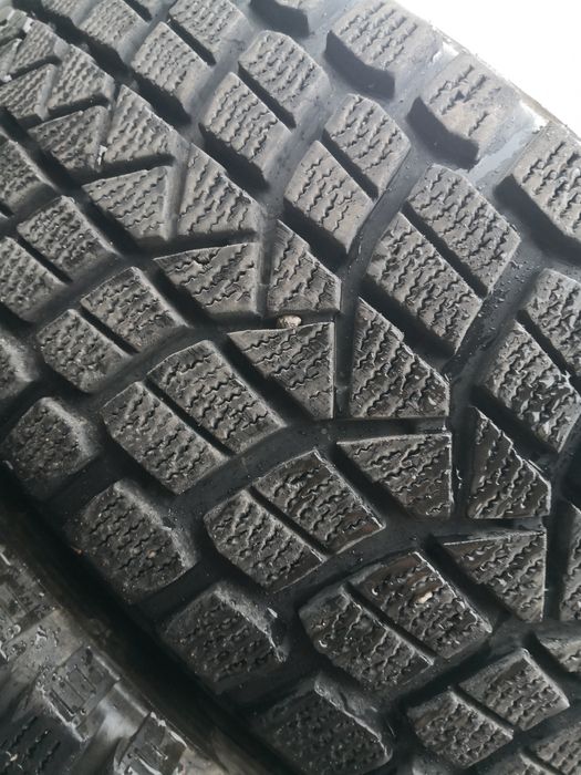 225 60 17 цола гуми MAXXIS