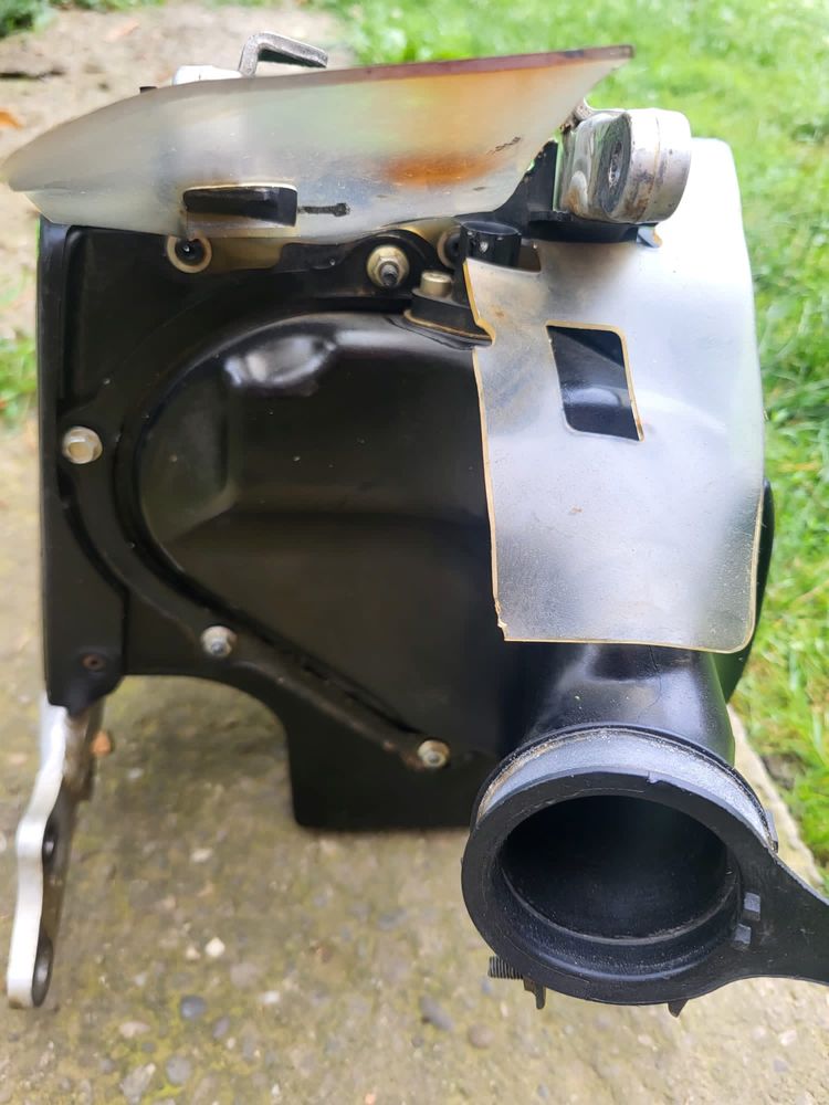 Kawasaki rezervor semicadru carcasa filtru aer roti complet