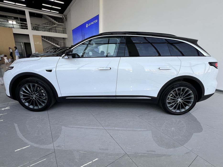 Leapmotor C11 640KM LUXURY ELECTR LIDAR Restayling(rasmiy)