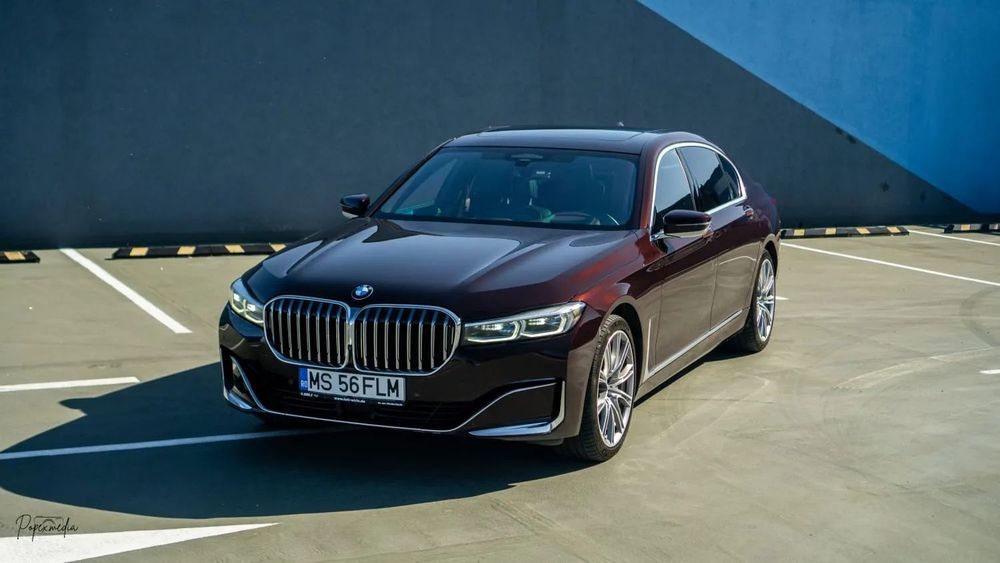 BMW Seria 7 BMW 750Li Long xDrive M 4x4 530CP Benzina SkyLounge/Individual 2019