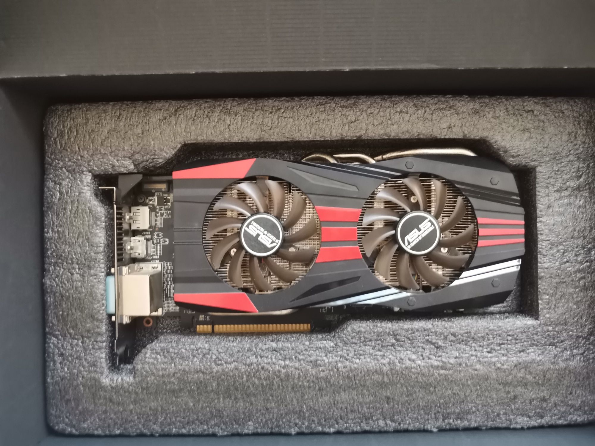 Видеокарта asus radeon r9 270x 2gb ПЕРФЕКТНО СЪСТОЯНИЕ