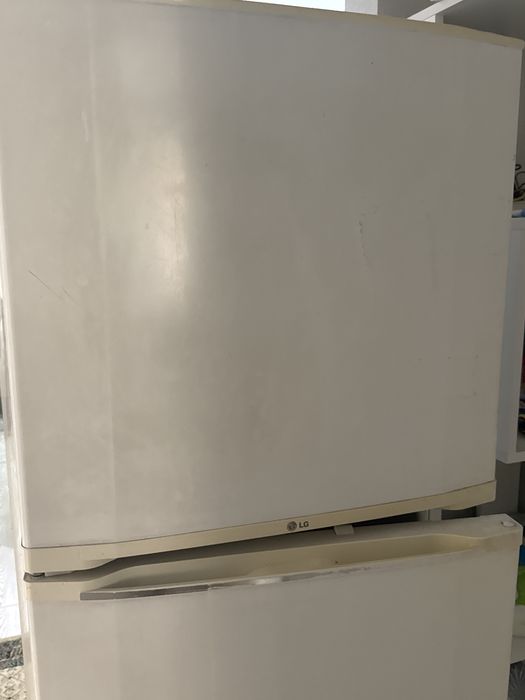 Отдам холодильник даром