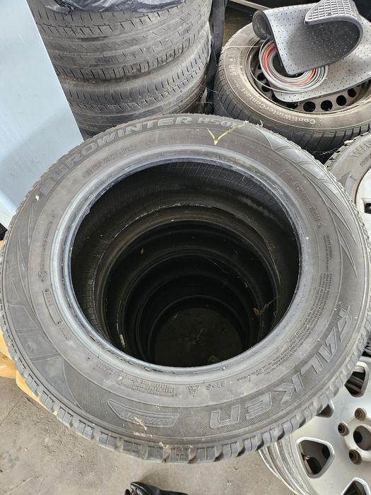 Зимни гуми 225 55 16 FALKEN