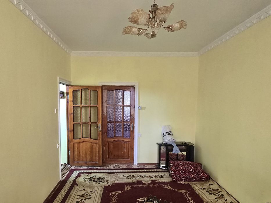 Чилонзор-19кв 2/3/4/Балкон 1*5/6/Срочно Сотилади Ориентир Бозорча