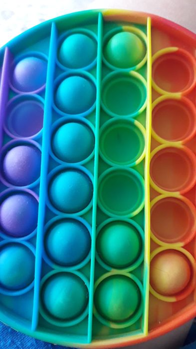 Игрушки, поп ит, самолёты Airbus коллекционные киндеры