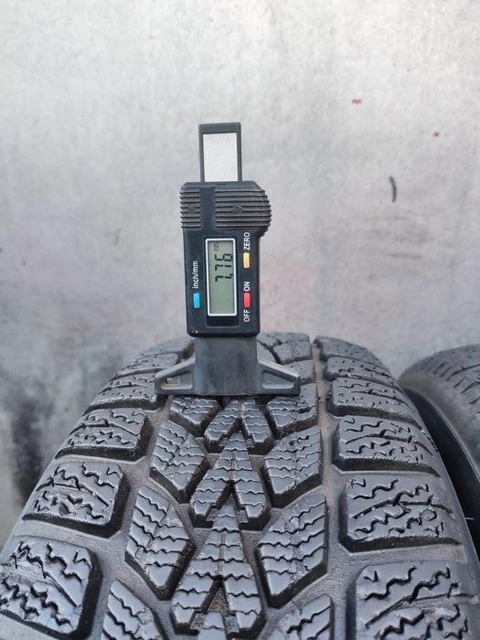 2бр. зимни гуми 175/65/14 Dunlop Winter Responce 2
dot21
7mm
Добро със