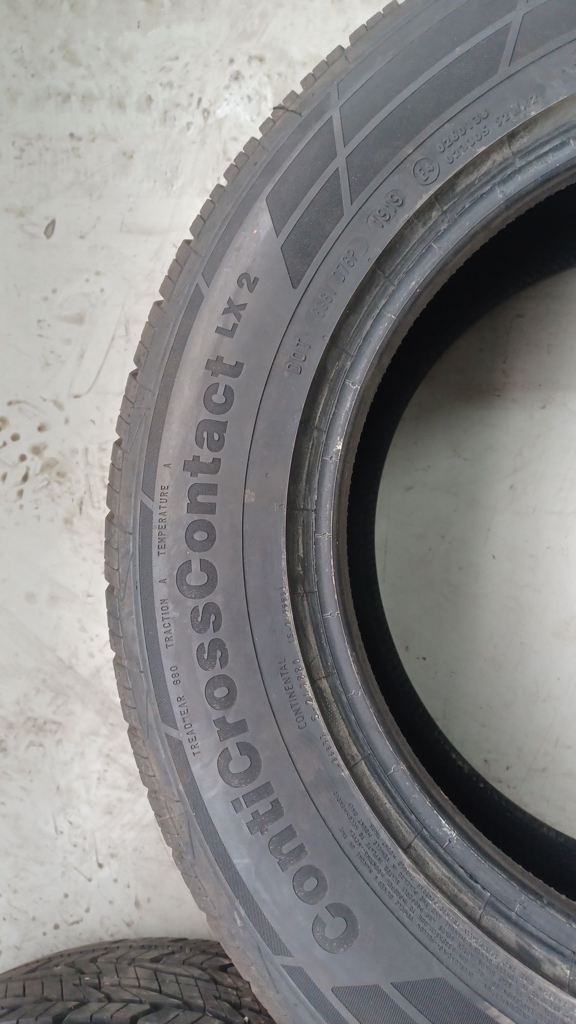 Anvelope 215/65 R16