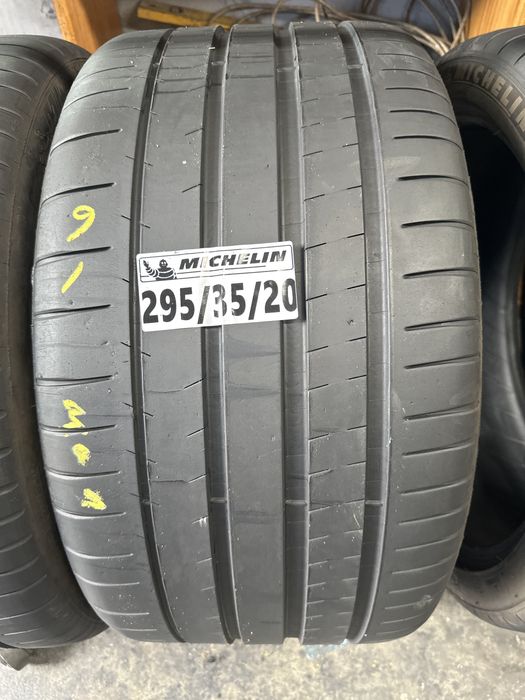 295/35/20 Michelin