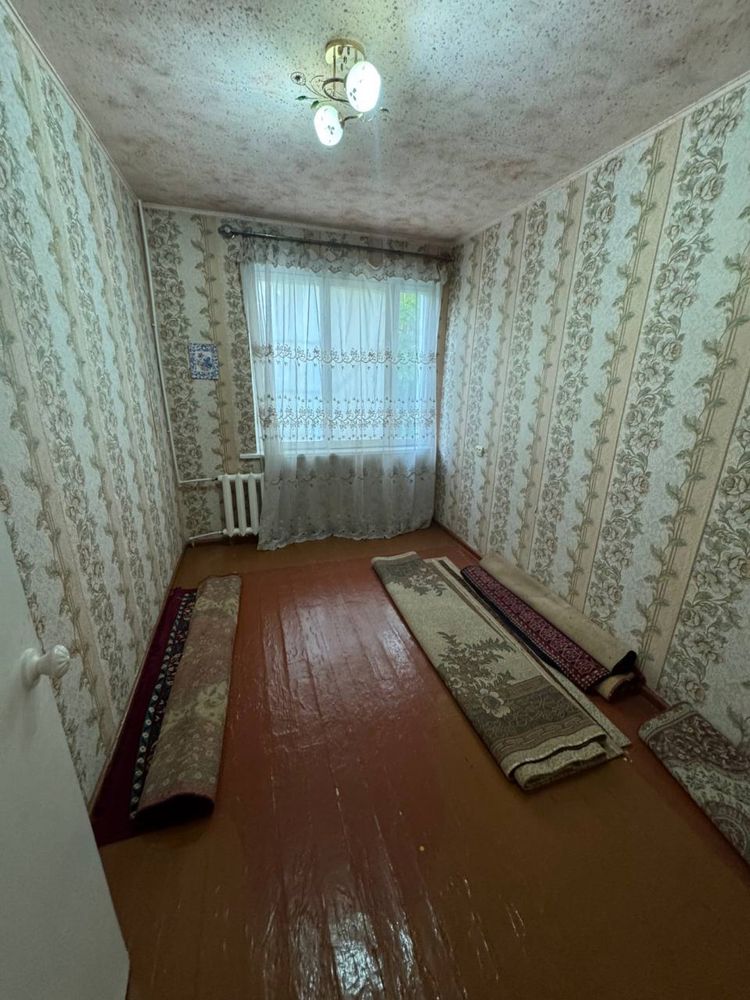 Сотилади 3/3/4 Коракамиш 2/4