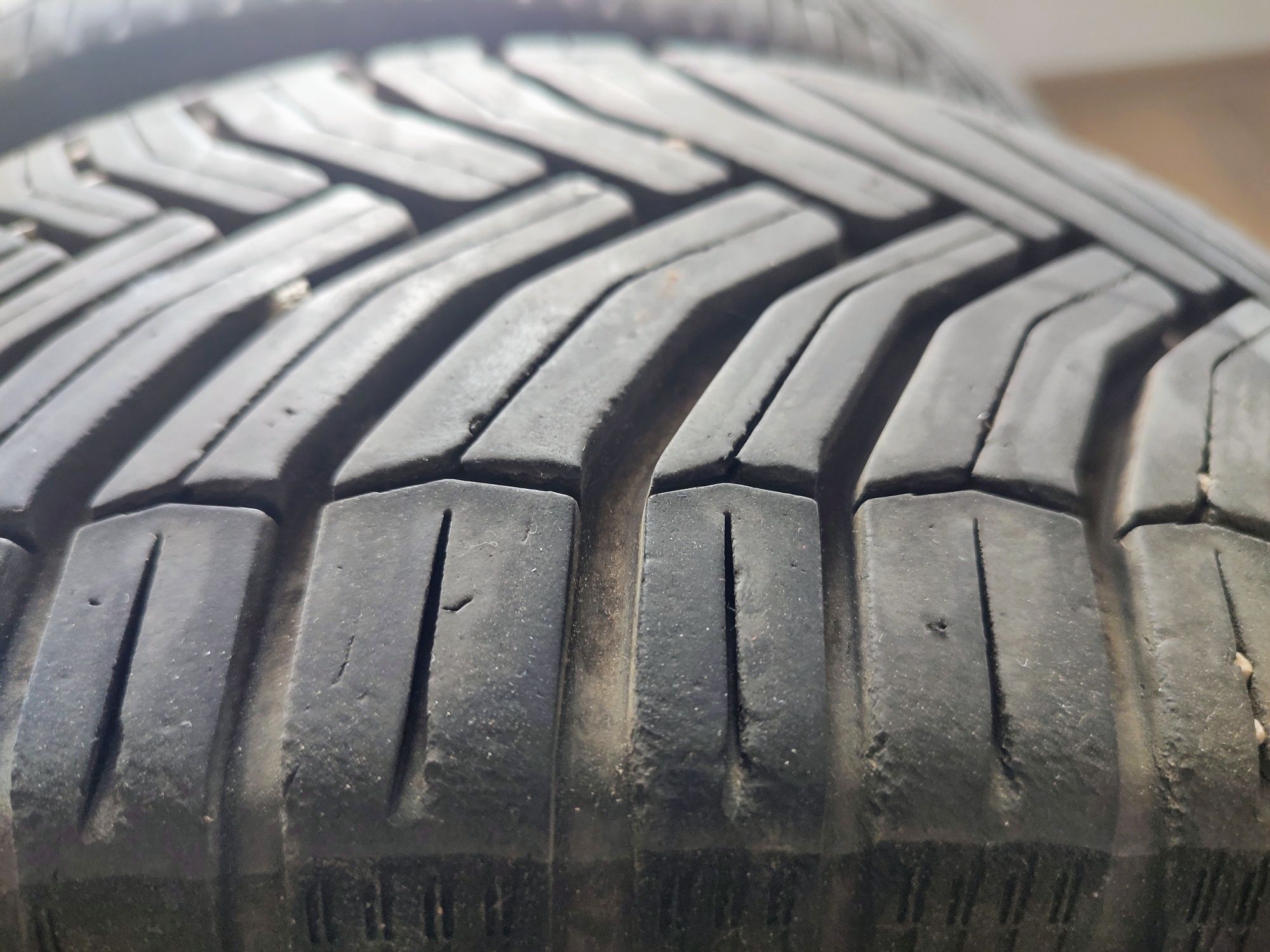 Всесезонни гуми MICHELIN 195/55 R16
