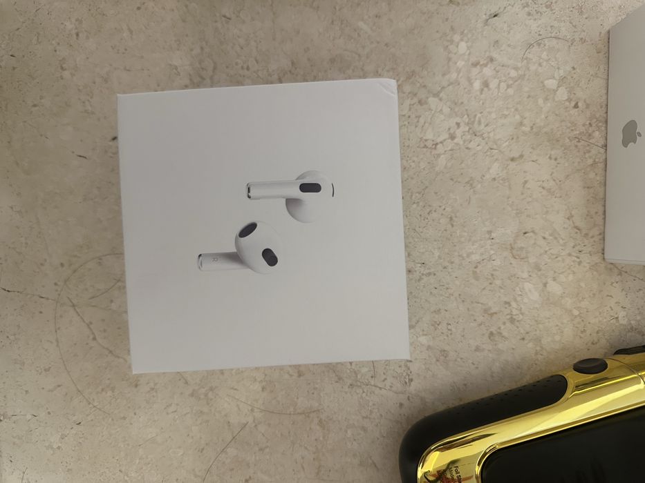 Airpods 3. Original