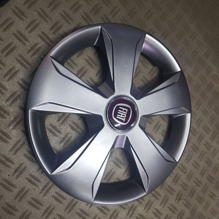 capace roti r15 fiat la set de 4 buc,capace janata aliaj