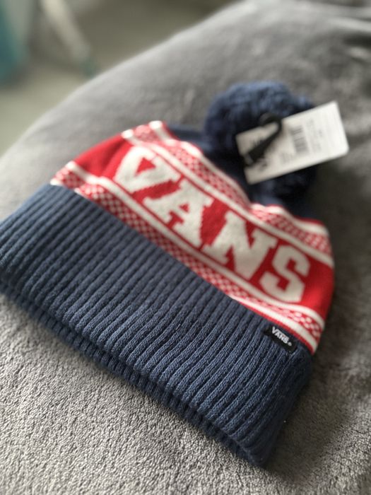 Vans caciula cu ciucure bleumarinncu rosu unisex marime OS noua