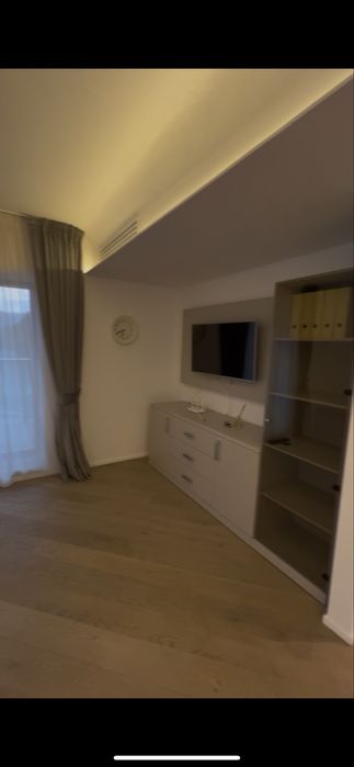 Apartament 3 camere 2 bai de inchiriat Cortina Academy Cotroceni.