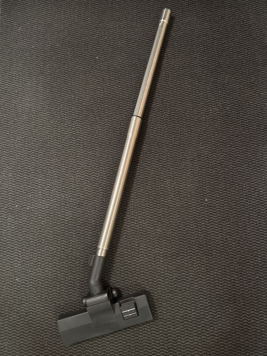 Perie si tub telescopic aspirator