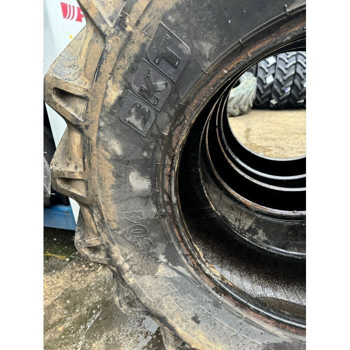 Anvelope 15.5/80r24 (400/80r24) BKT - Fendt, LS Tractor