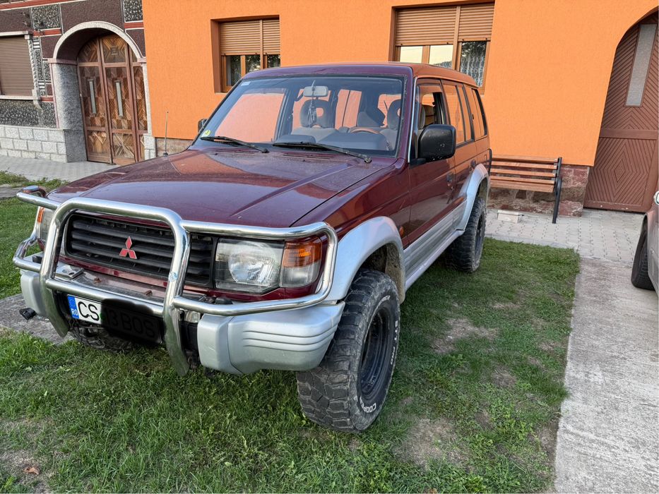 Mitsubishi Pajero mk2 2.5