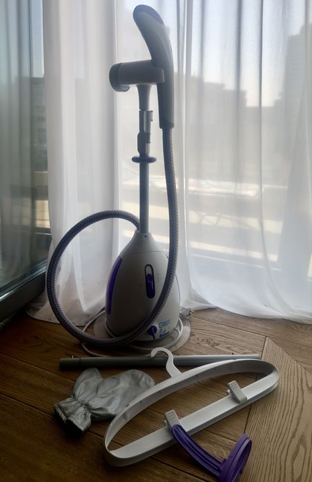 Aparat de calcat vertical cu abur Philips GC536/35