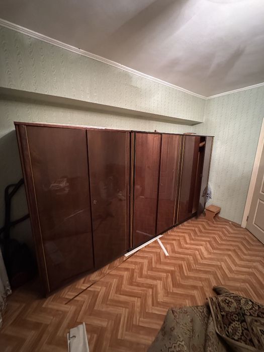 Мебель, шкафы из дерева