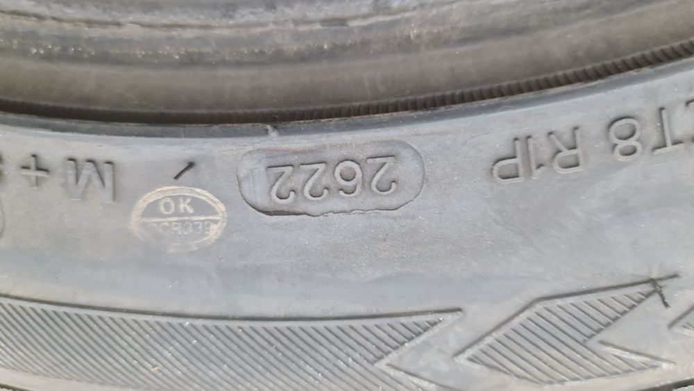 Set ca noi cauciucuri anvelope iarna 19 BMW 245/45/19 275/40/19