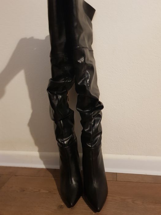 Cizme lungi peste genunchi din piele ecologica