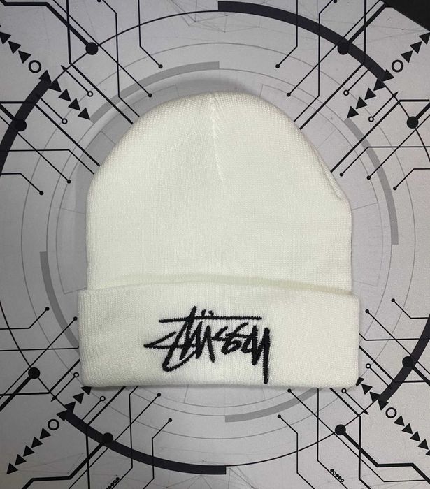 Caciula stussy alba