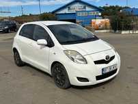 Toyota Yaris 1,3 i 20011 euro 5 accept variante !