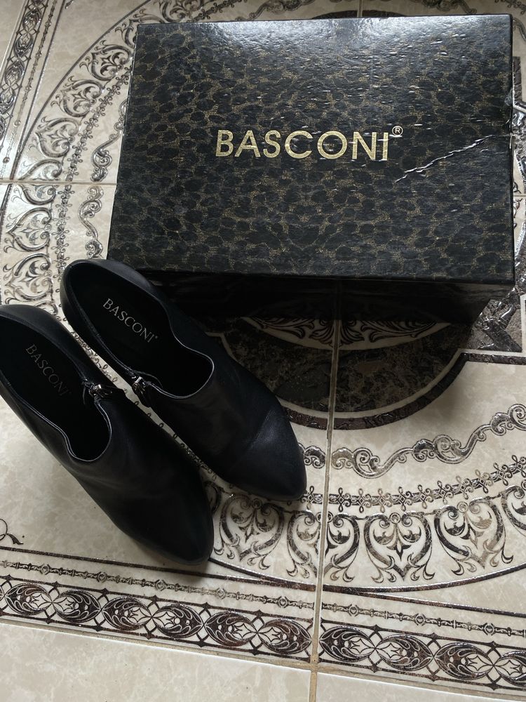 Basconi туфли 36 размер,качественные