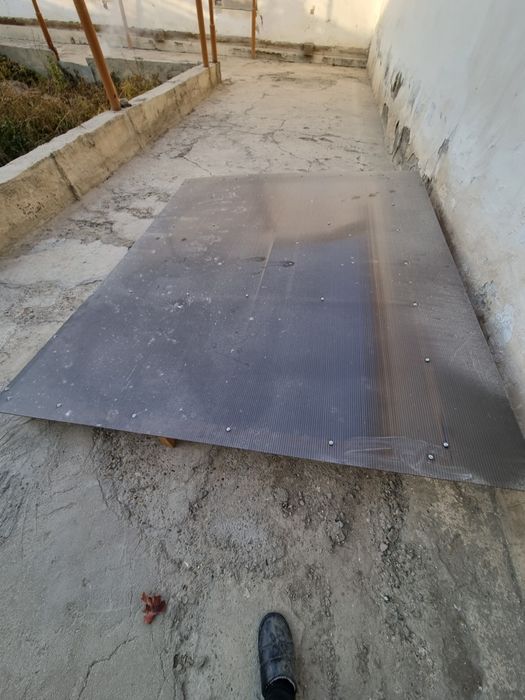 Продаётся навес лексан