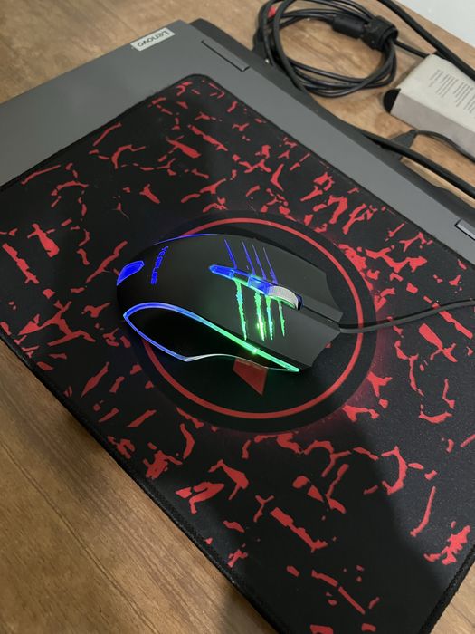 Noutbok yangi kafolatli