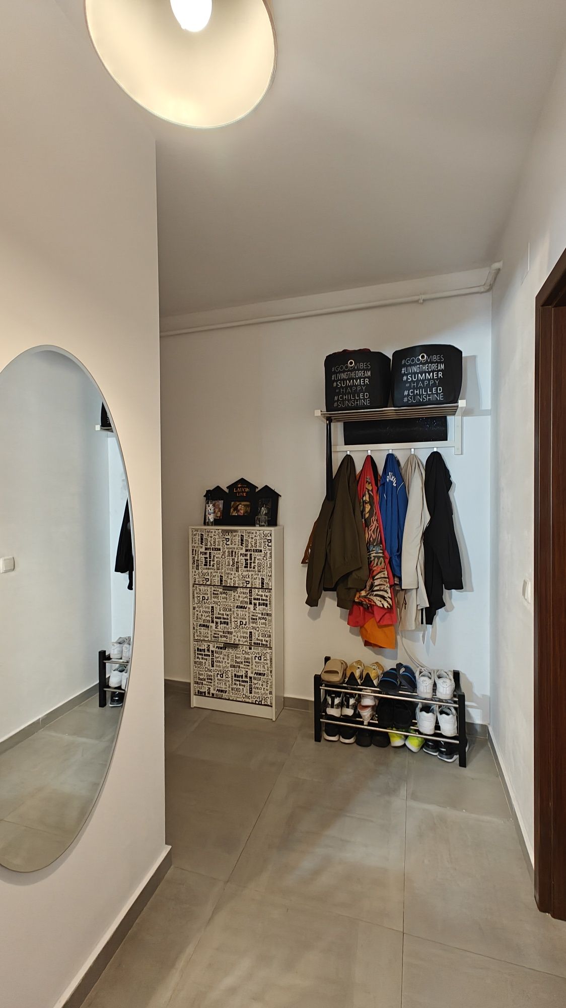 Apartament 2 camere mobilat și loc de parcare in complex rezidential.