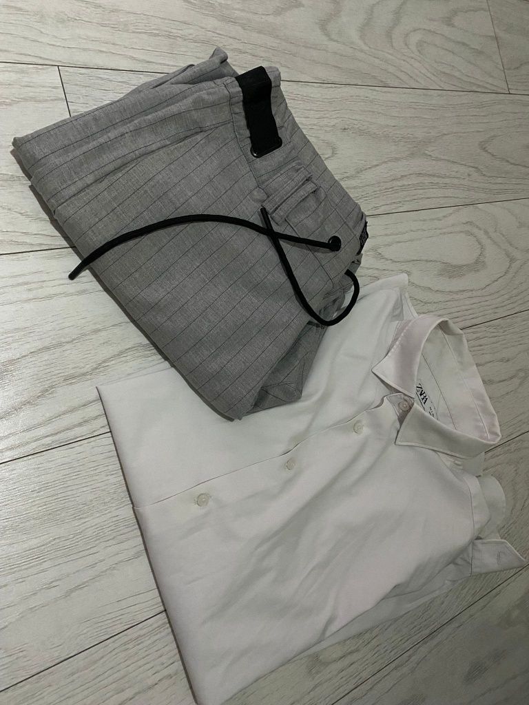 Set pantaloni și camasa