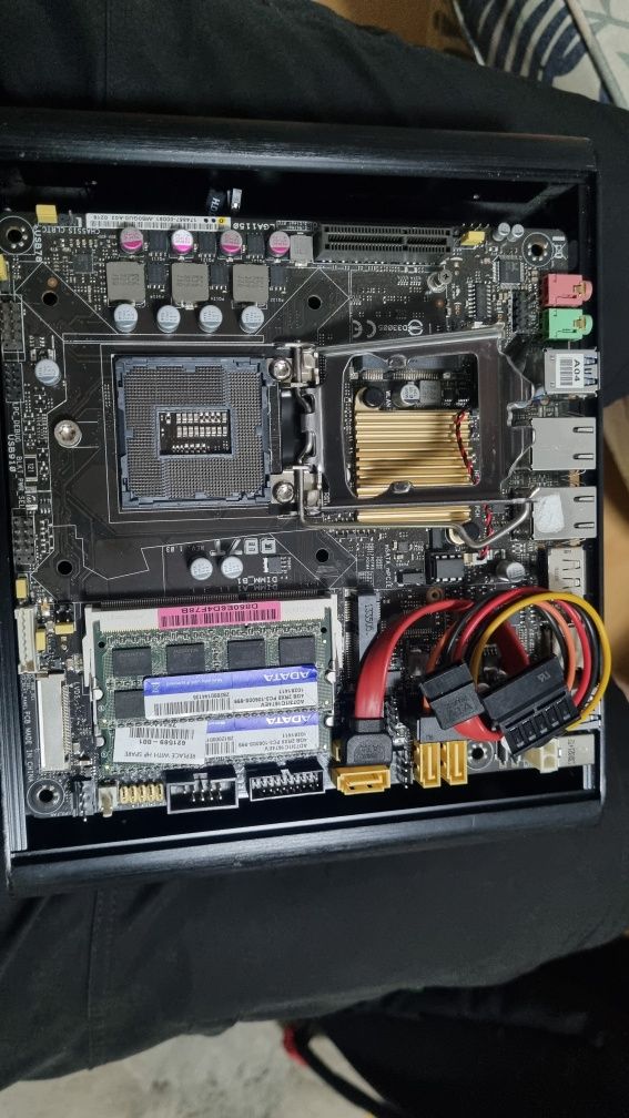 MINI PC: Pasiv i5 4460s/8GB RAM/SSD 256GB/Wireless/Fanless/Alimentator
