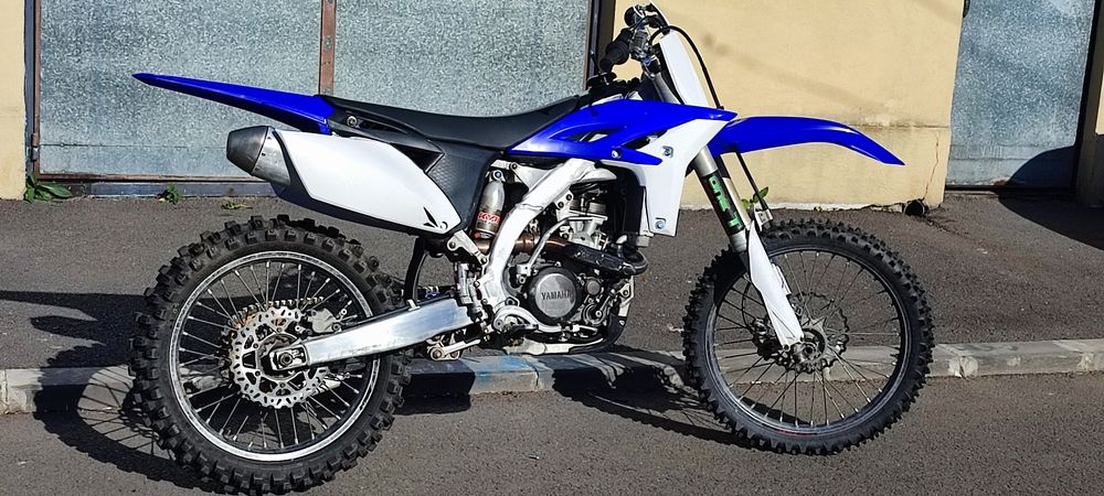 Vând YZ250F YZ 250 F - 250CC 2.5 - 2012 4Timpi