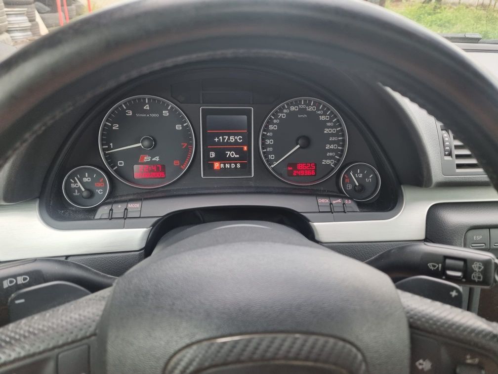 Audi S4 / 4.2 Benzina / V8 /Quattro / Recaro / Padele /Trapa / Automat