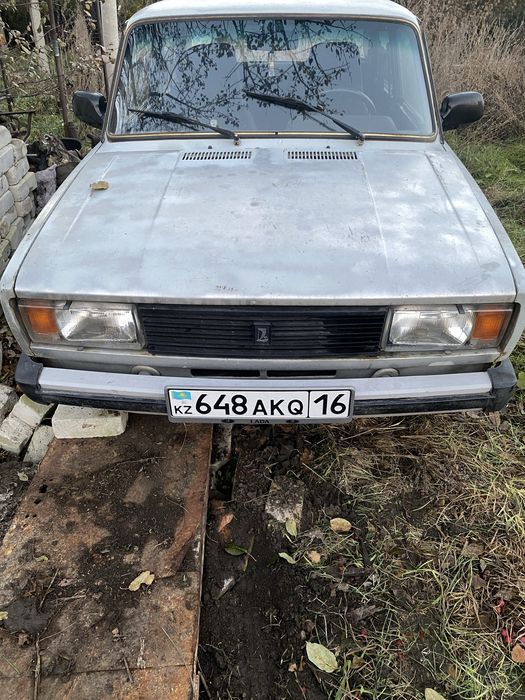 Продам ваз 2105.