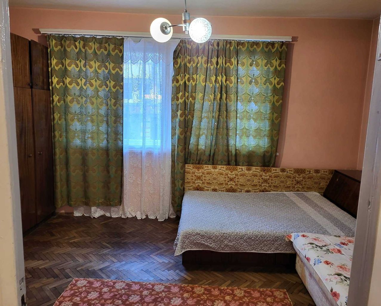 Дава се под наем Многостаен апартамент в Бургас, Център - 106 кв.м за 229.5 € - Снимка #3