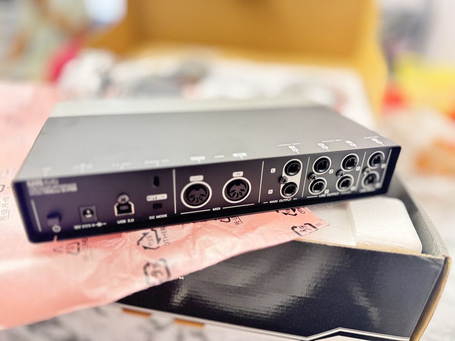 Interfata audio steinberg ur44 placa de sunet