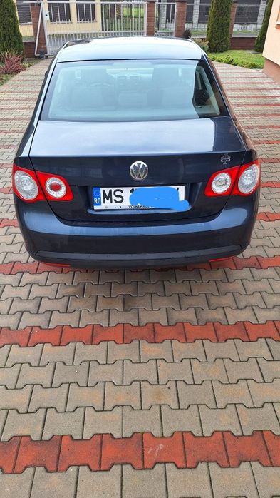 Vând VW Jetta 1,9 TDI