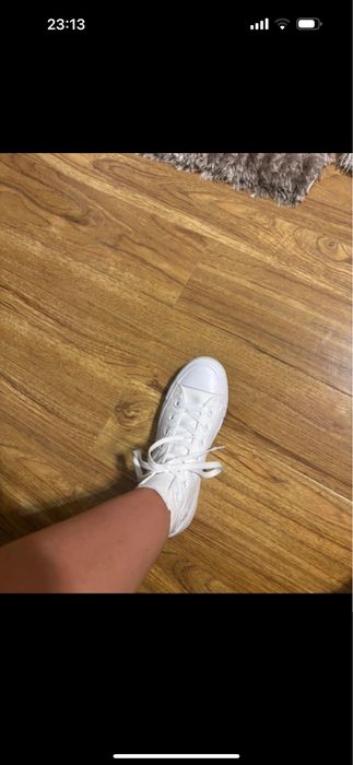 Converse albe înalte