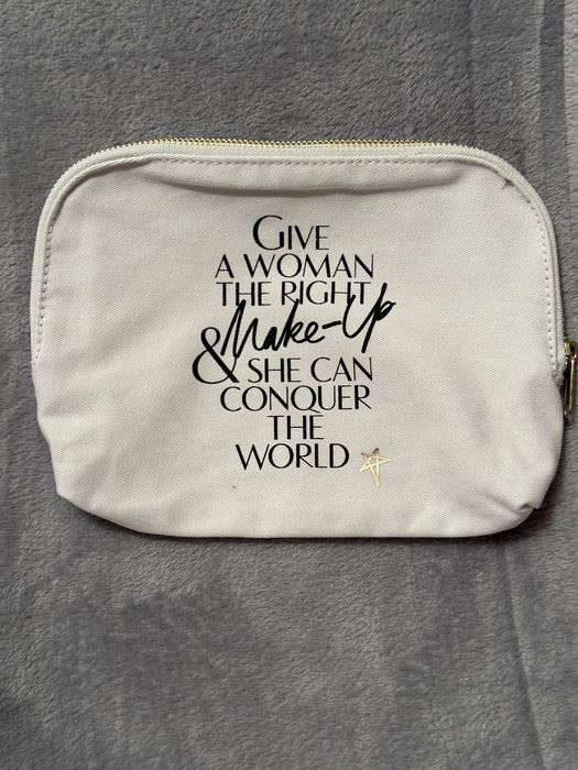 Portfard Charlotte Tilbury 1st edition