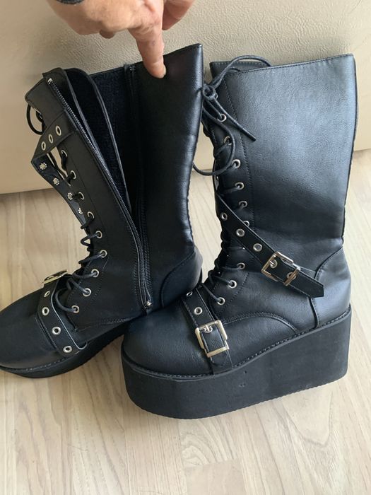 Дамски високи боти