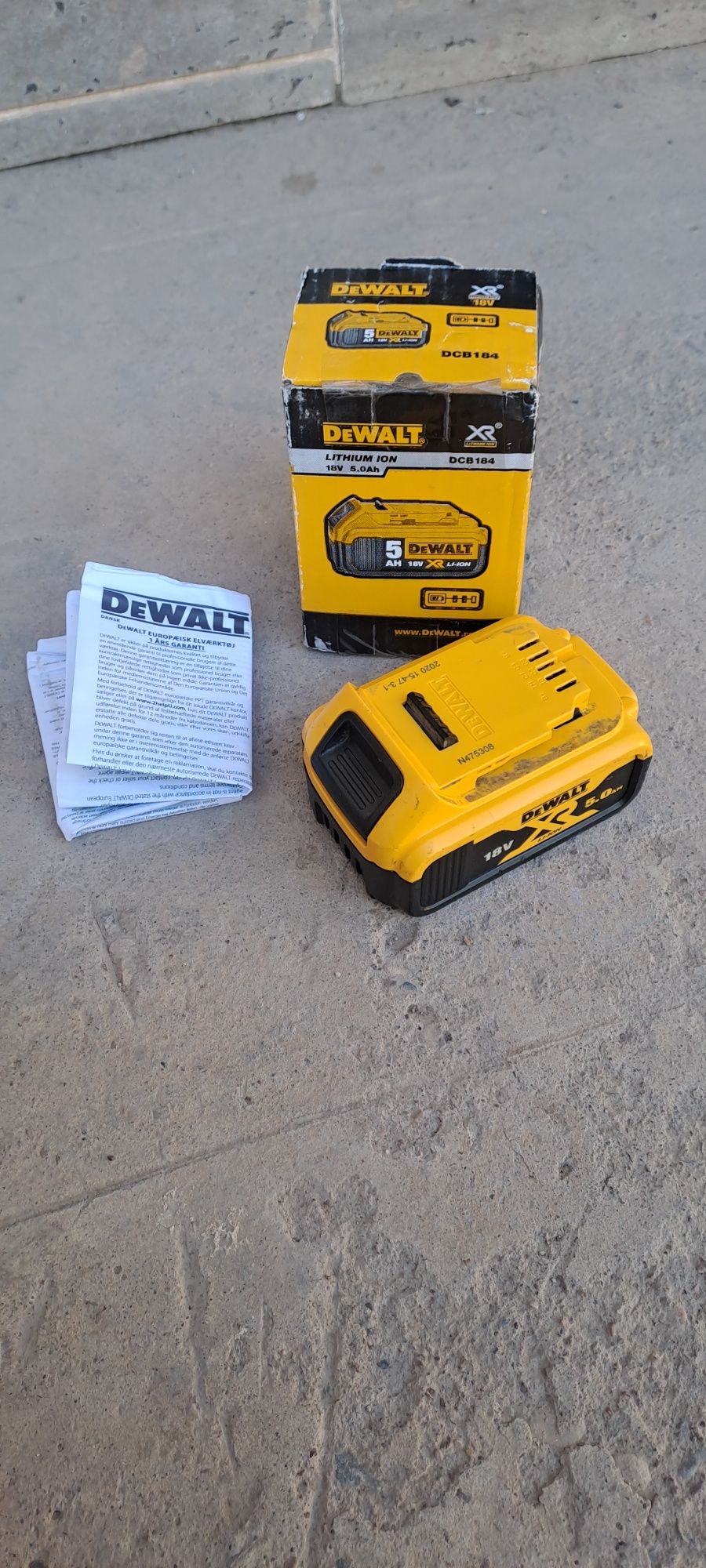 Аккумулятор DeWALT 18V 5.0Ah