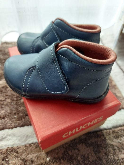 Pantofi baieti, marimea 21, noi