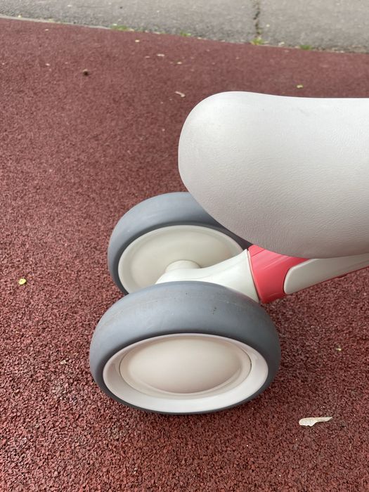 Mini bicicletă fără pedale pentru copii - stare foarte bună