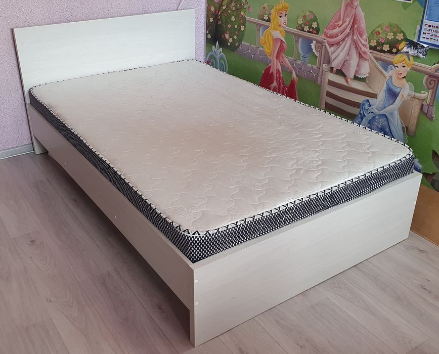 Кровать белая 120×190