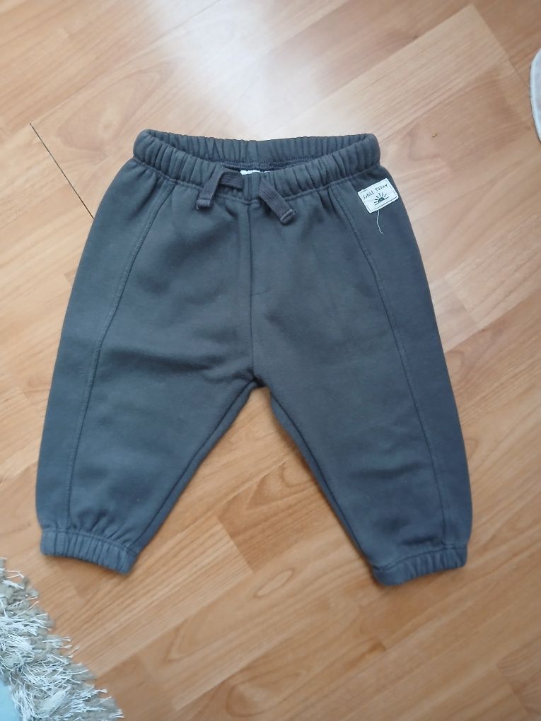Pantaloni zara mărimea 80